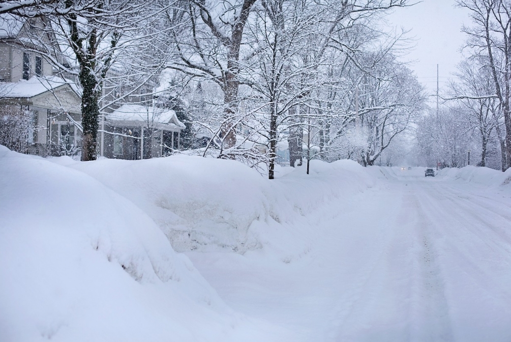 Ukryte niebezpieczeństwo zimowej jazdy: Jak bardzo może kosztować nas lenistwo?