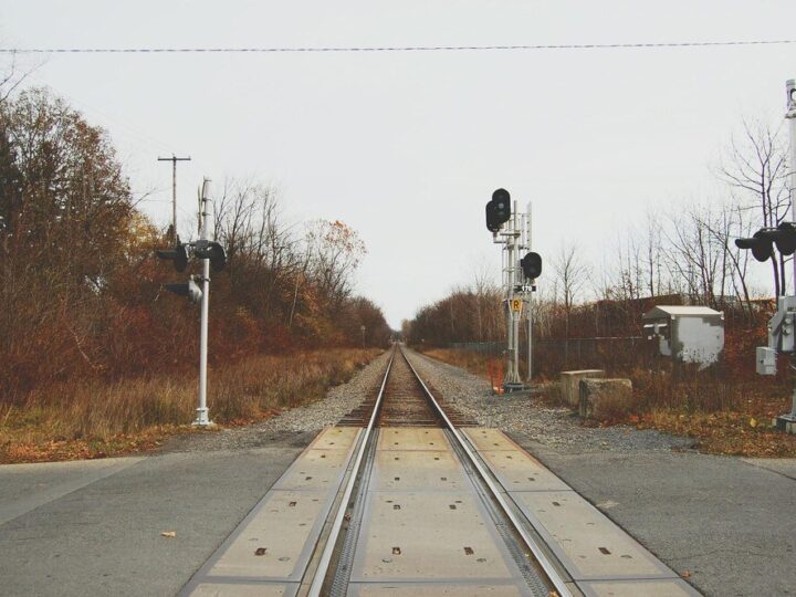 Testy skrzyżowań z tramwajami: Kto ma pierwszeństwo?