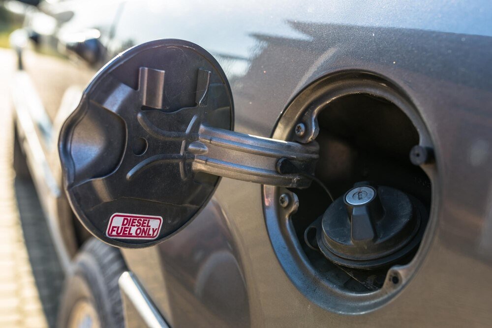 Jak poradzić sobie z zablokowanym zamkiem w drzwiach samochodu